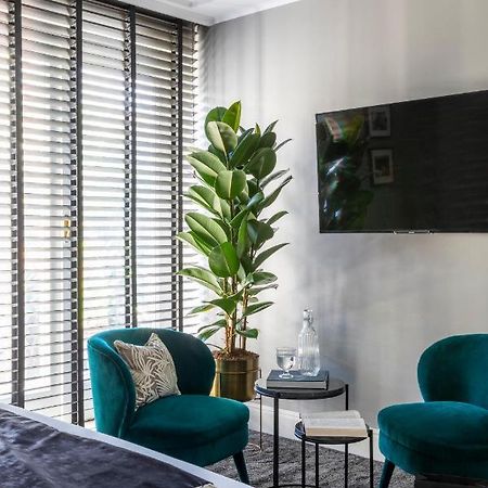 Naman Hotellerie - Spagna โรม ภายนอก รูปภาพ