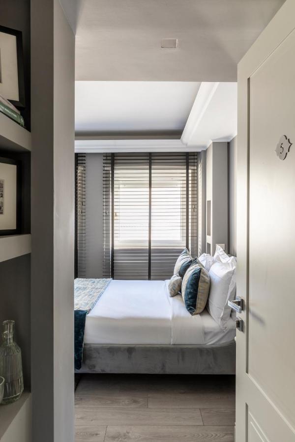 Naman Hotellerie - Spagna โรม ภายนอก รูปภาพ